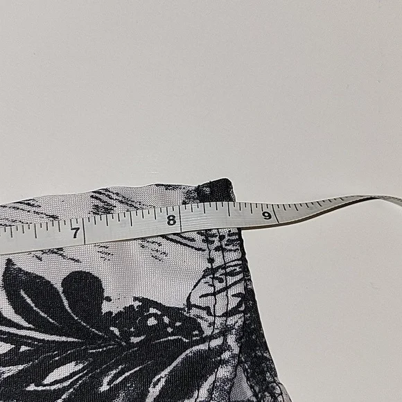 Carol Rose Black and White Blouse (M) - Picture 8 of 12